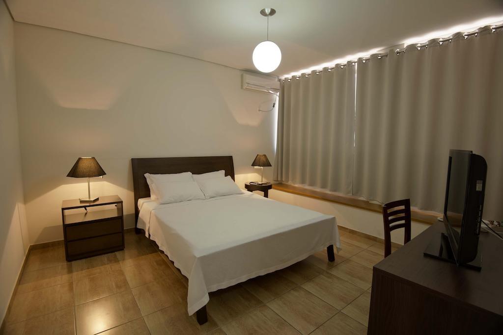 Grand Enio Hotel E Cantina Varginha  Rom bilde